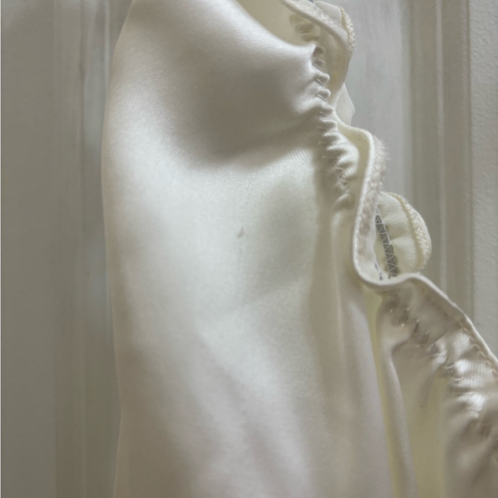 Zara Cream Ruffled Top - Picture 4 of 8